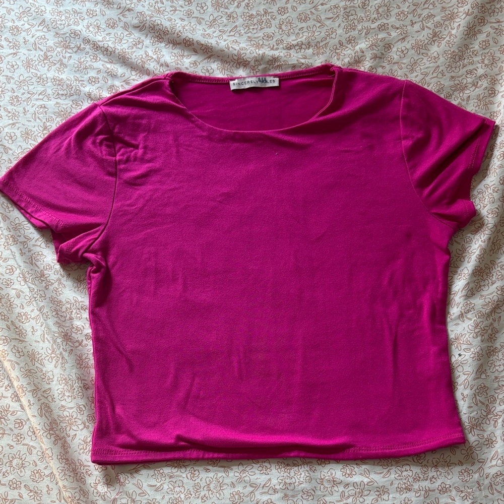 Sincerely Jules Fuchsia Short Sleeve Cropped Tee